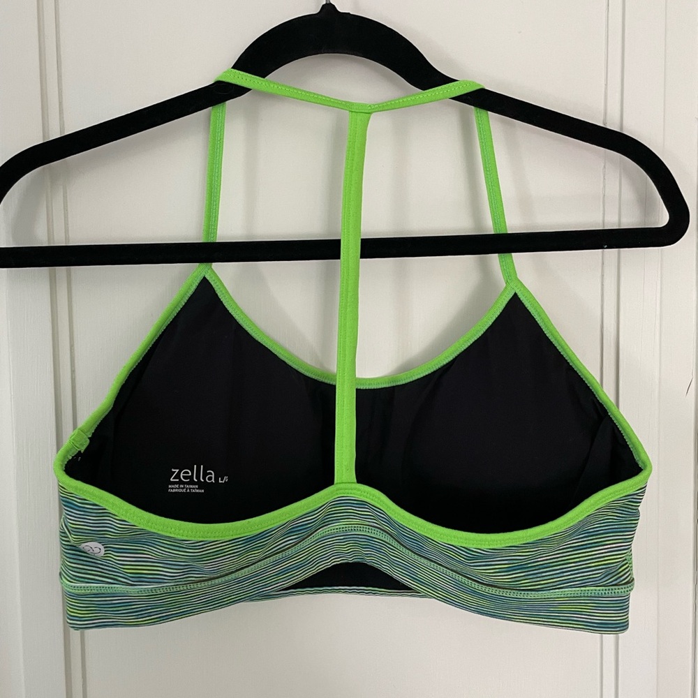 Zella size large sports bra. None green pattern